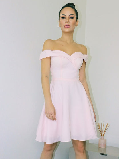A-Line/Princess Off-the-Shoulder Sleeveless Chiffon Short/Mini Homecoming Dresses