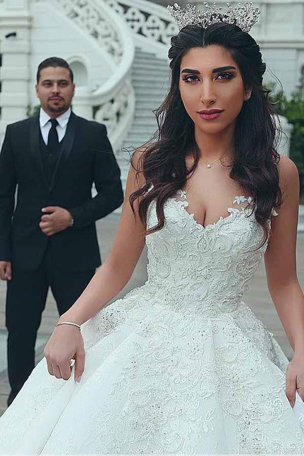V-neck Neckline Ball Gown Wedding Dresses With Lace Appliques