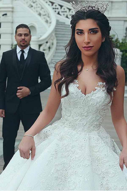 V-neck Neckline Ball Gown Wedding Dresses With Lace Appliques