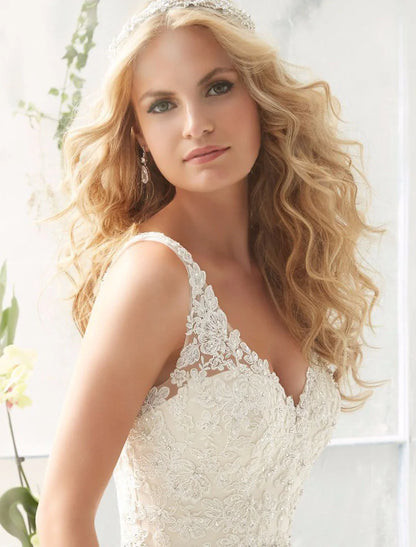 Charming Engagement Open Back Sexy Formal Wedding Dresses A-Line V Neck Sleeveless Court Train Lace Bridal Gowns With Appliques