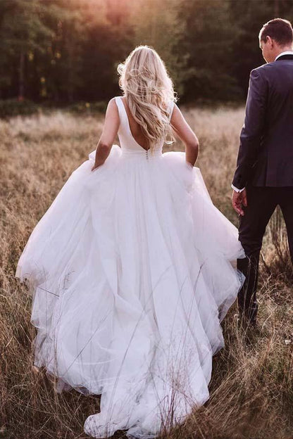 Simple Modest Ivory Tulle Wedding Gowns Backless Wedding Dress