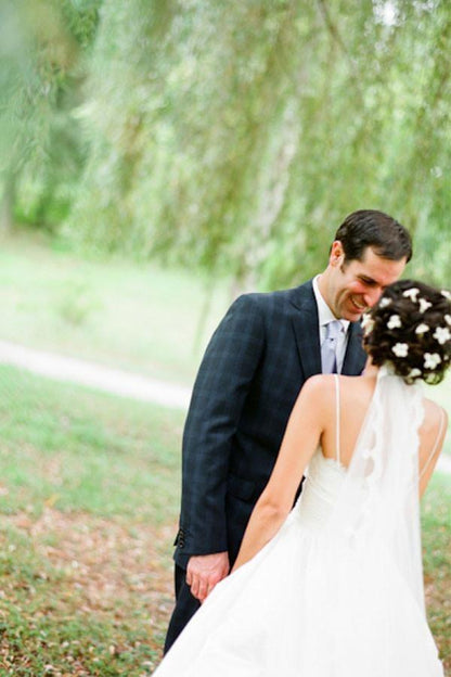 Spaghetti Straps Floor-Length Ivory Wedding Dress With Lace