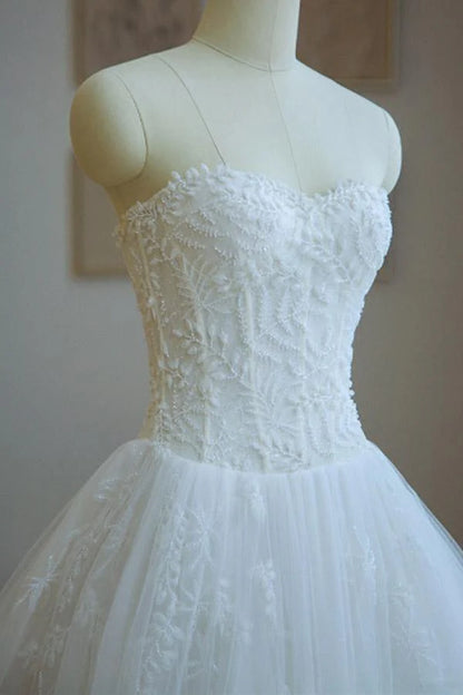 Strapless Lace Appliques A Line Chapel Train Wedding Dress With Beading