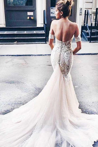 Sweetheart Watteau Train Mermaid Wedding Dress with White Lace