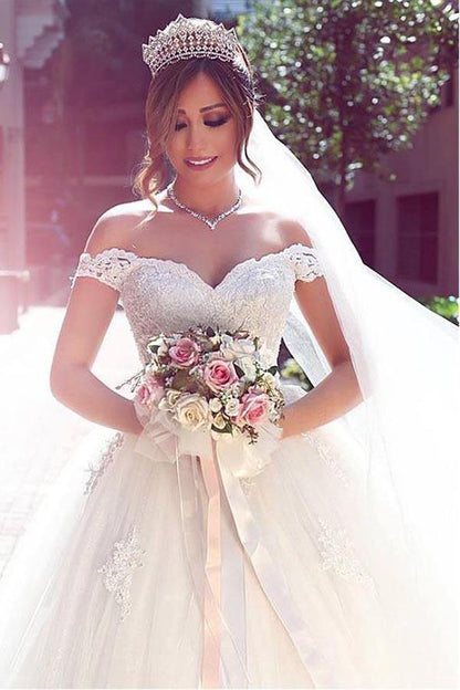 Tulle Off-the-shoulder Neckline Ball Gown Wedding Dress With Lace Appliques