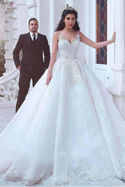 V-neck Neckline Ball Gown Wedding Dresses With Lace Appliques