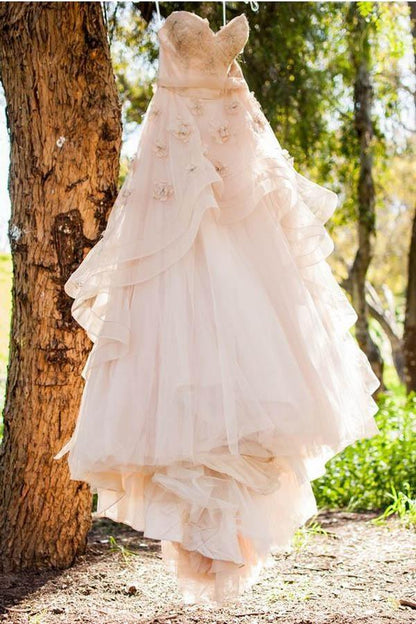 Vintage Strapless Sweetheart Neckline Flower Tulle Wedding Dress