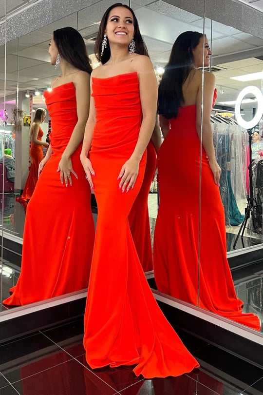 Simple  Strapless Mermaid Ruching Long Prom Dress
