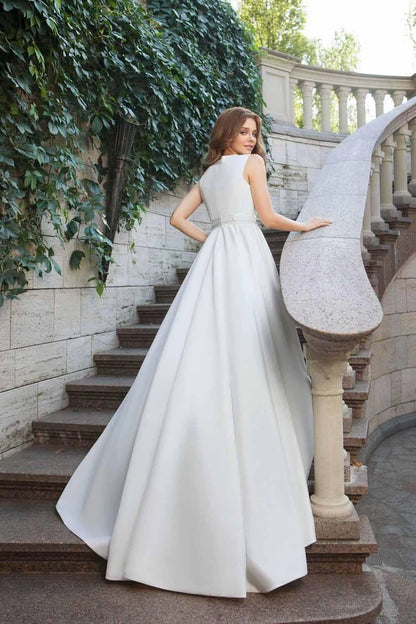 Wedding Dresses Scoop A-line Long Train Simple Satin Bridal Gown