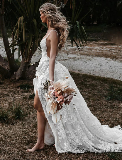 Charming Wedding Dresses A-Line Sweetheart Camisole Spaghetti Strap Court Train Lace Bridal Gowns With Appliques Split Front