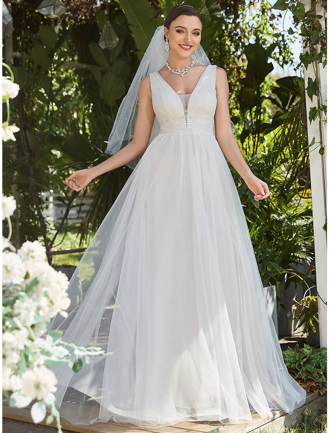 A-Line V Neck Sleeveless Sweep / Brush Train Tulle Bridal Gowns With Lace Wedding Dresses&Bridal Dresses