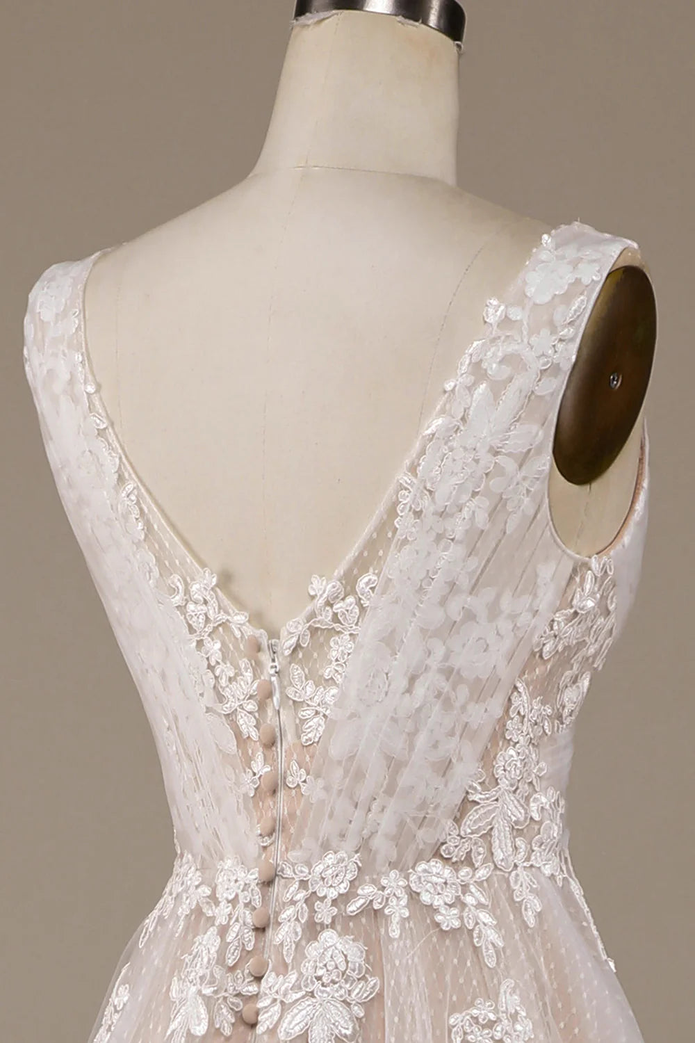 A-Line/Princess Lace Applique V Neck Sleeveless Sweep/Brush Train Criss Cross Wedding Dresses