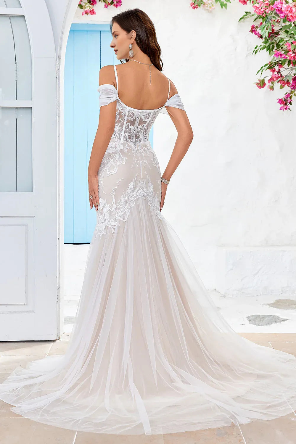 Mermaid Spaghetti Straps Cold Shoulder Tulle Corset Wedding Dress with Appliques